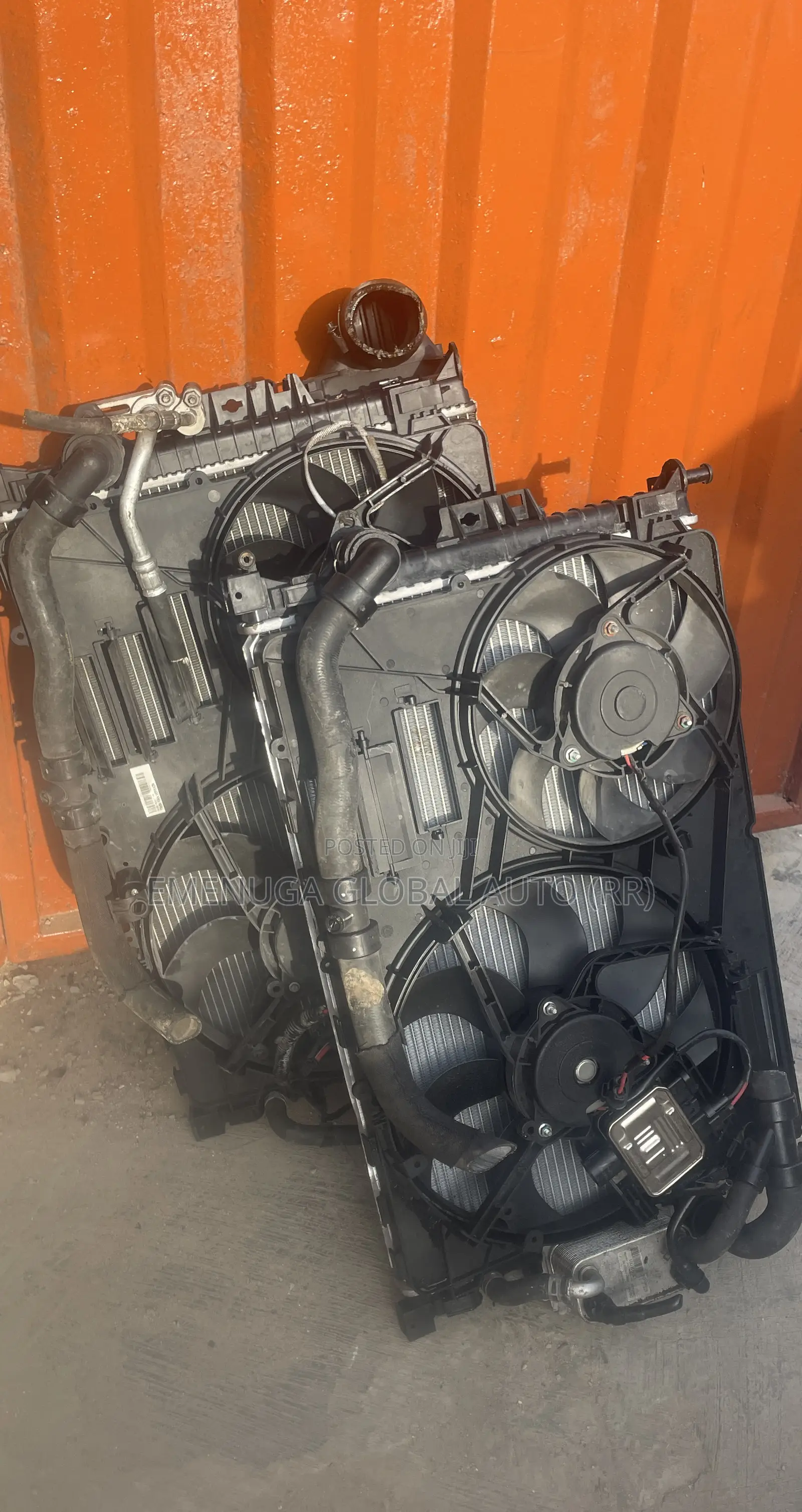Radiator Complete Range Rover Evoque 2014