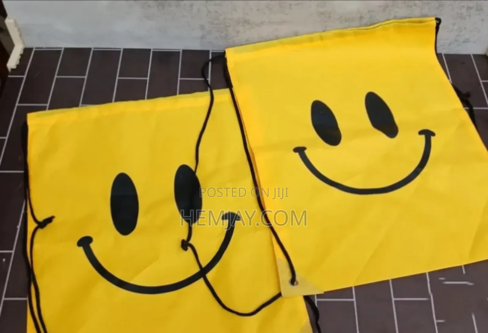 (12pcs) Kids Fancy Emoji Bags "Available In Different Colors"