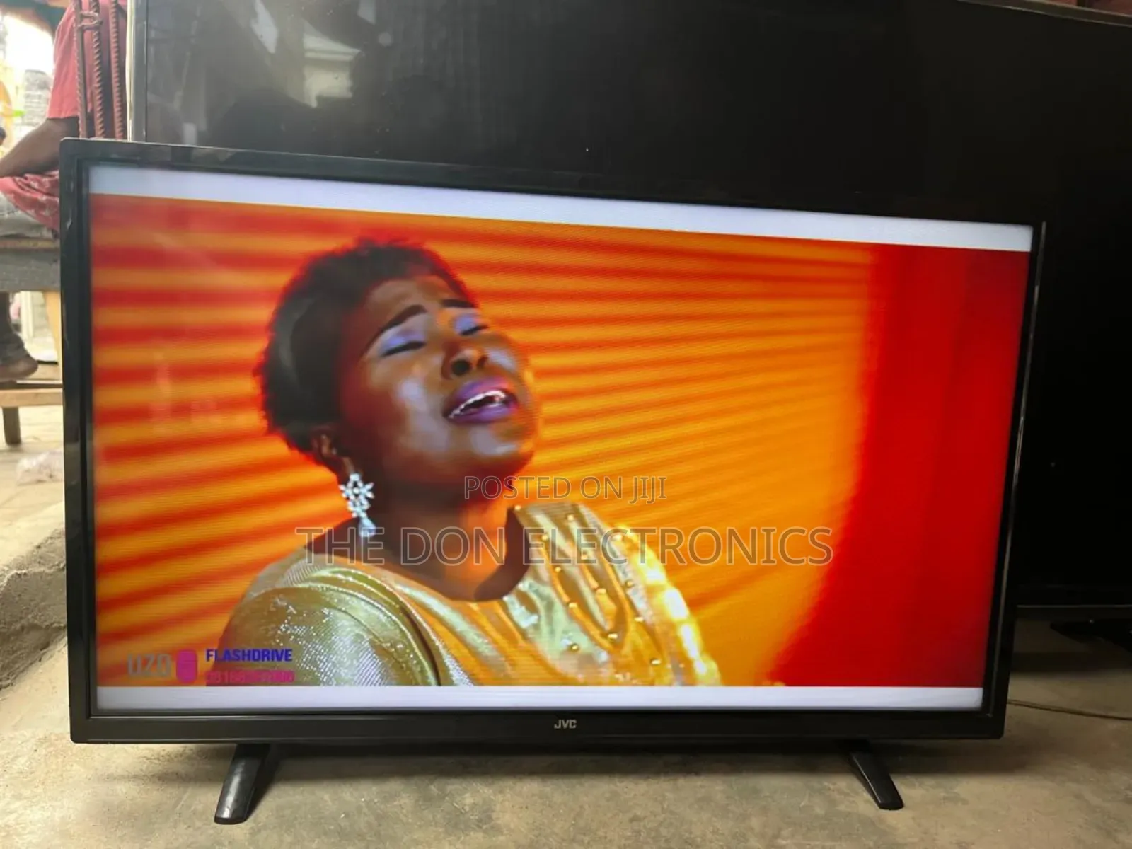 JVC 32 Inches Full Smart Tv