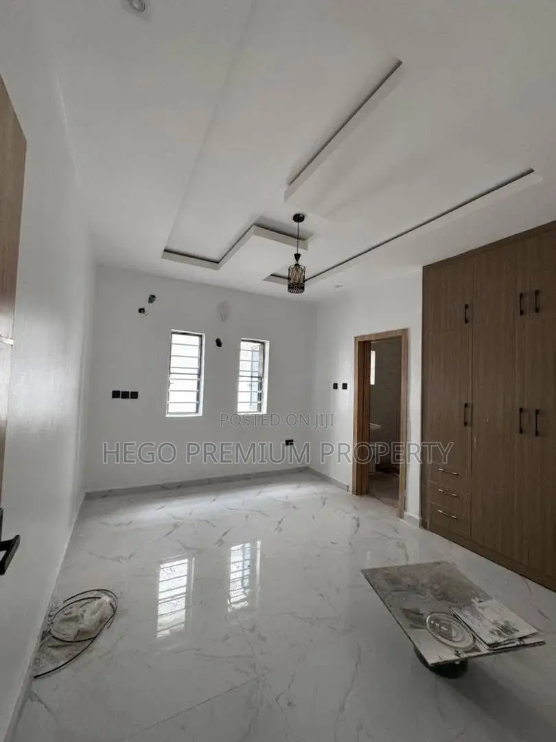 4bdrm Duplex in Estate, Rukpokwu for sale