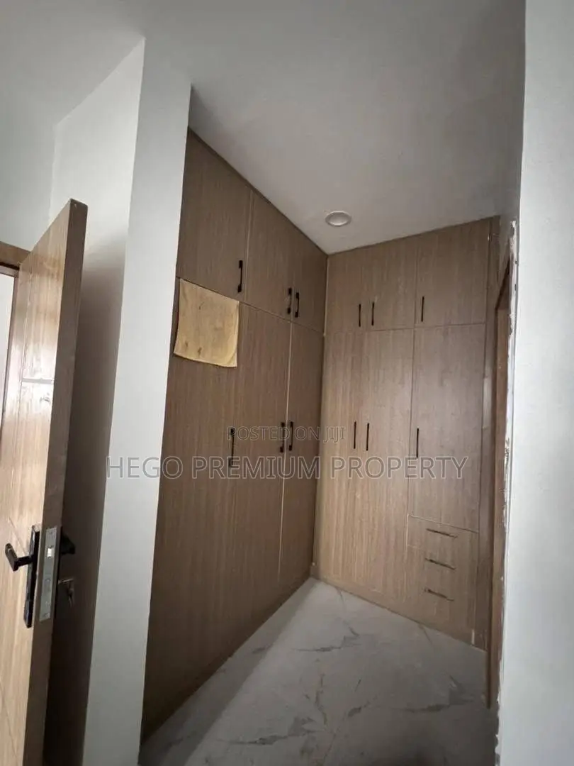 4bdrm Duplex in Estate, Rukpokwu for sale