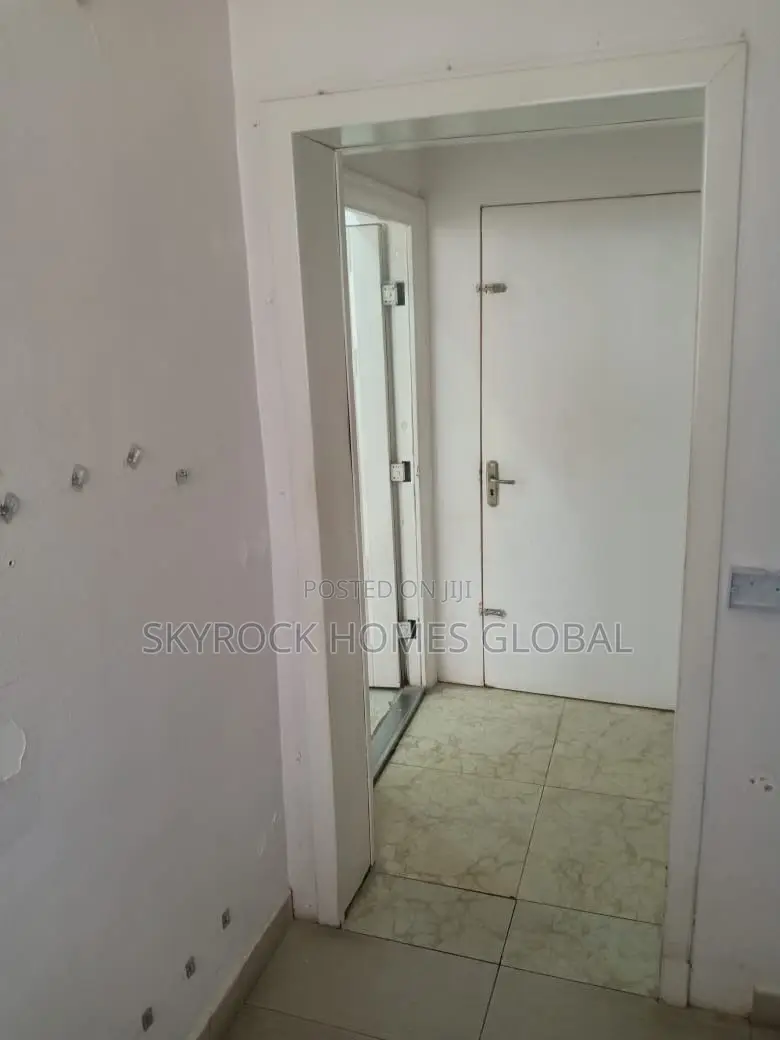 1bdrm Apartment in Agungi for rent