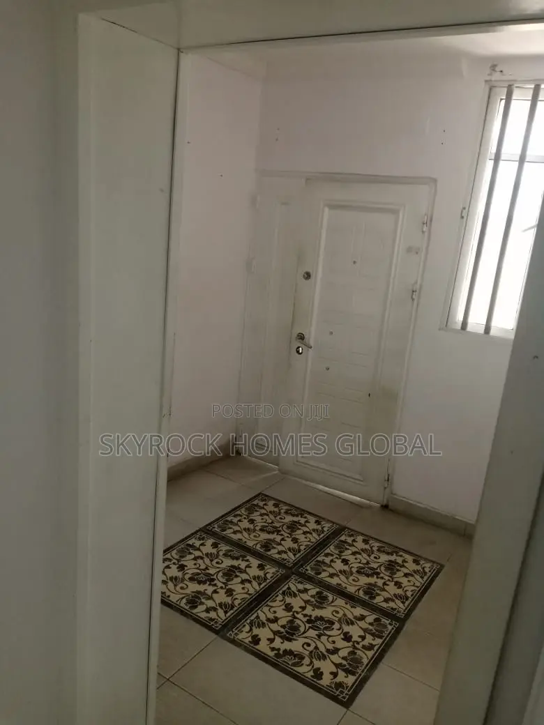1bdrm Apartment in Agungi for rent