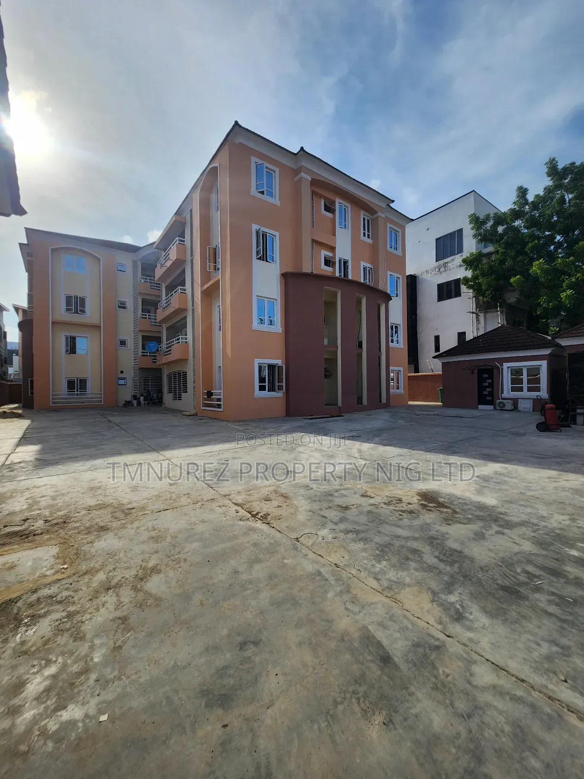 3bdrm Apartment in Victoria Island, 1004 for rent