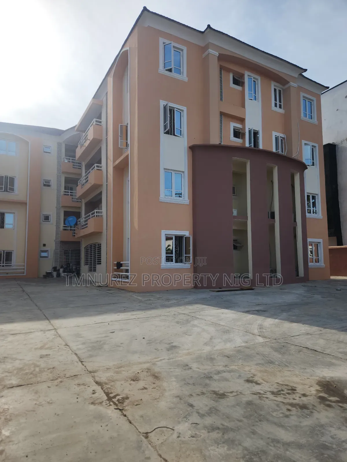 3bdrm Apartment in Victoria Island, 1004 for rent