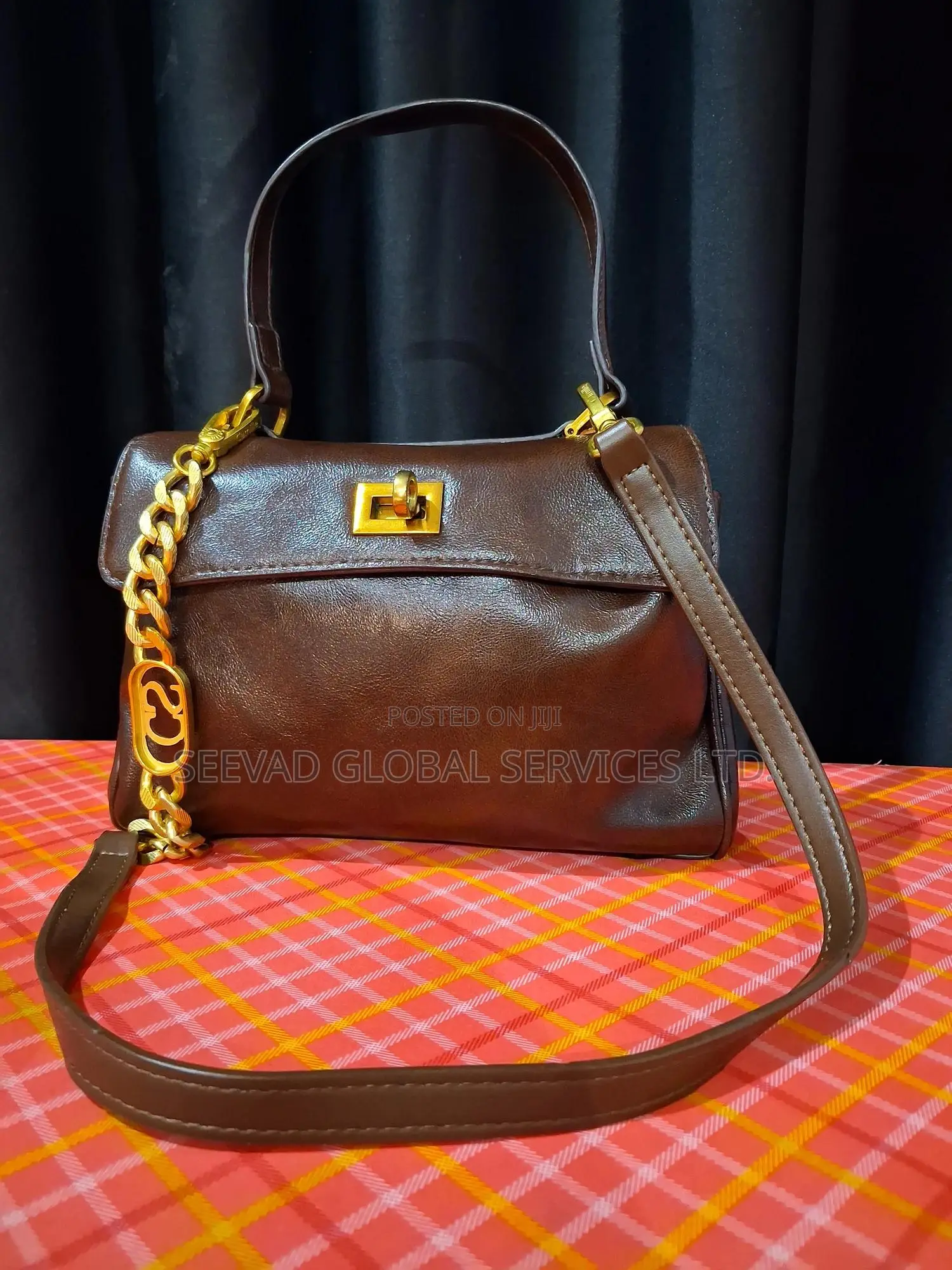 Leather Shoulder Bag for Women With Chain Leathersling