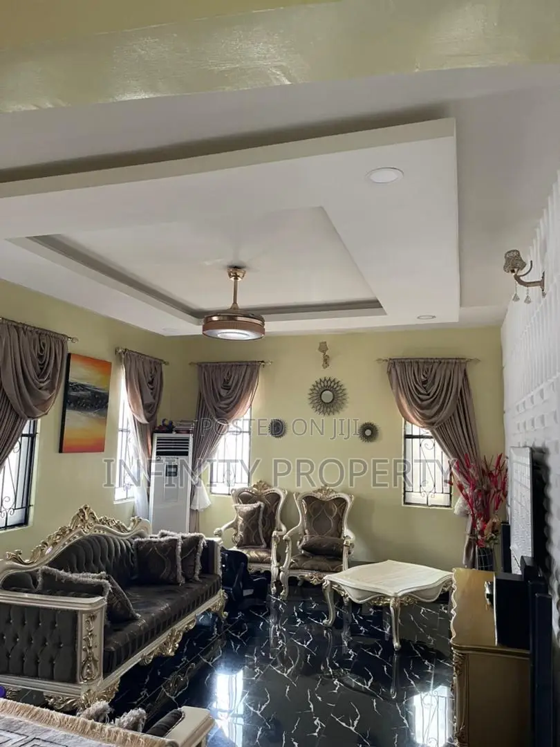 5bdrm Duplex in Guobadia, Benin City for sale