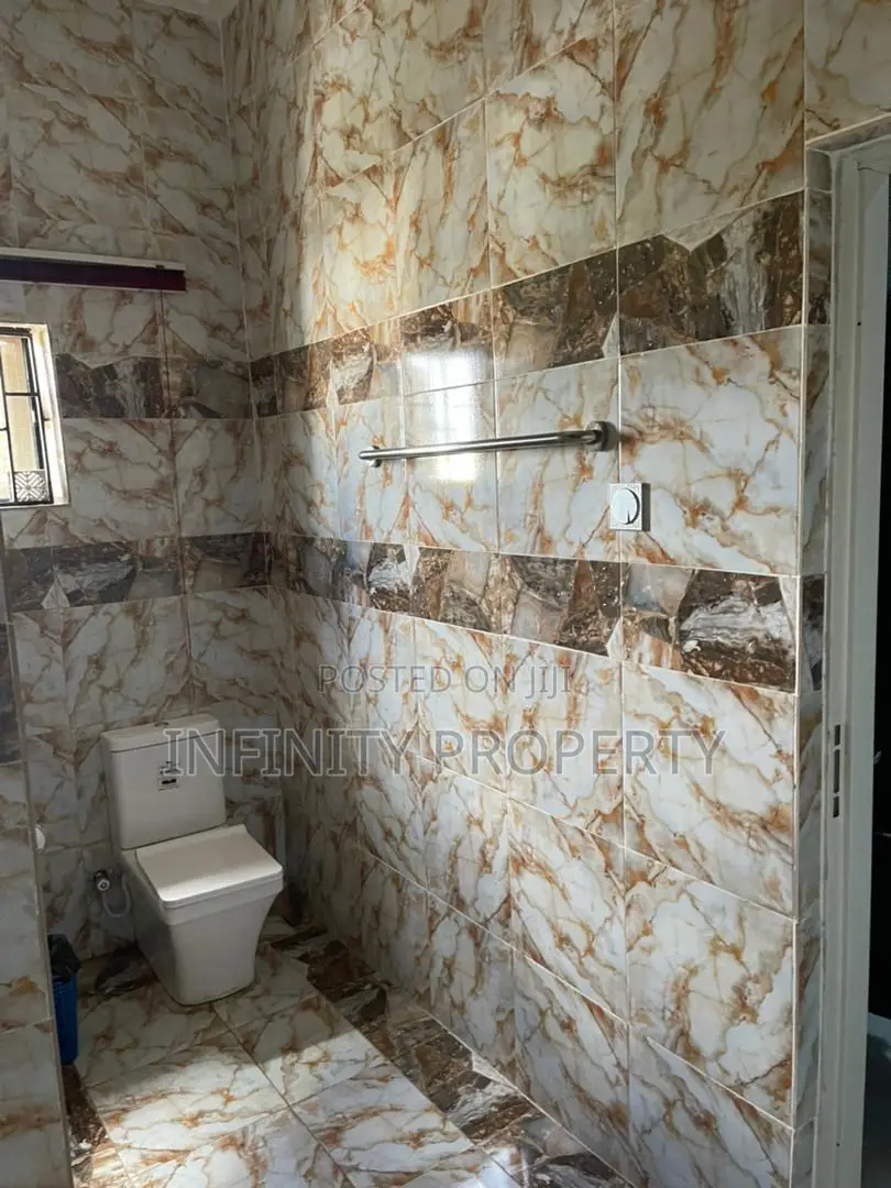 5bdrm Duplex in Guobadia, Benin City for sale