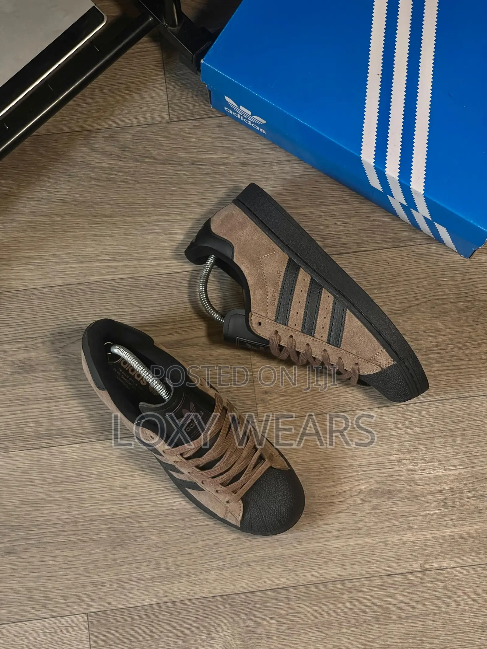 Addidas Premium Sneakers