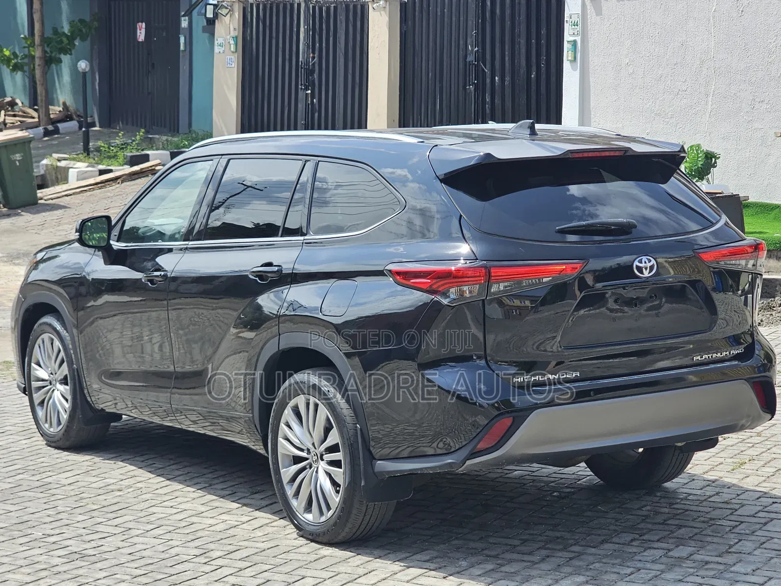 Toyota Highlander Platinum 2022 Black