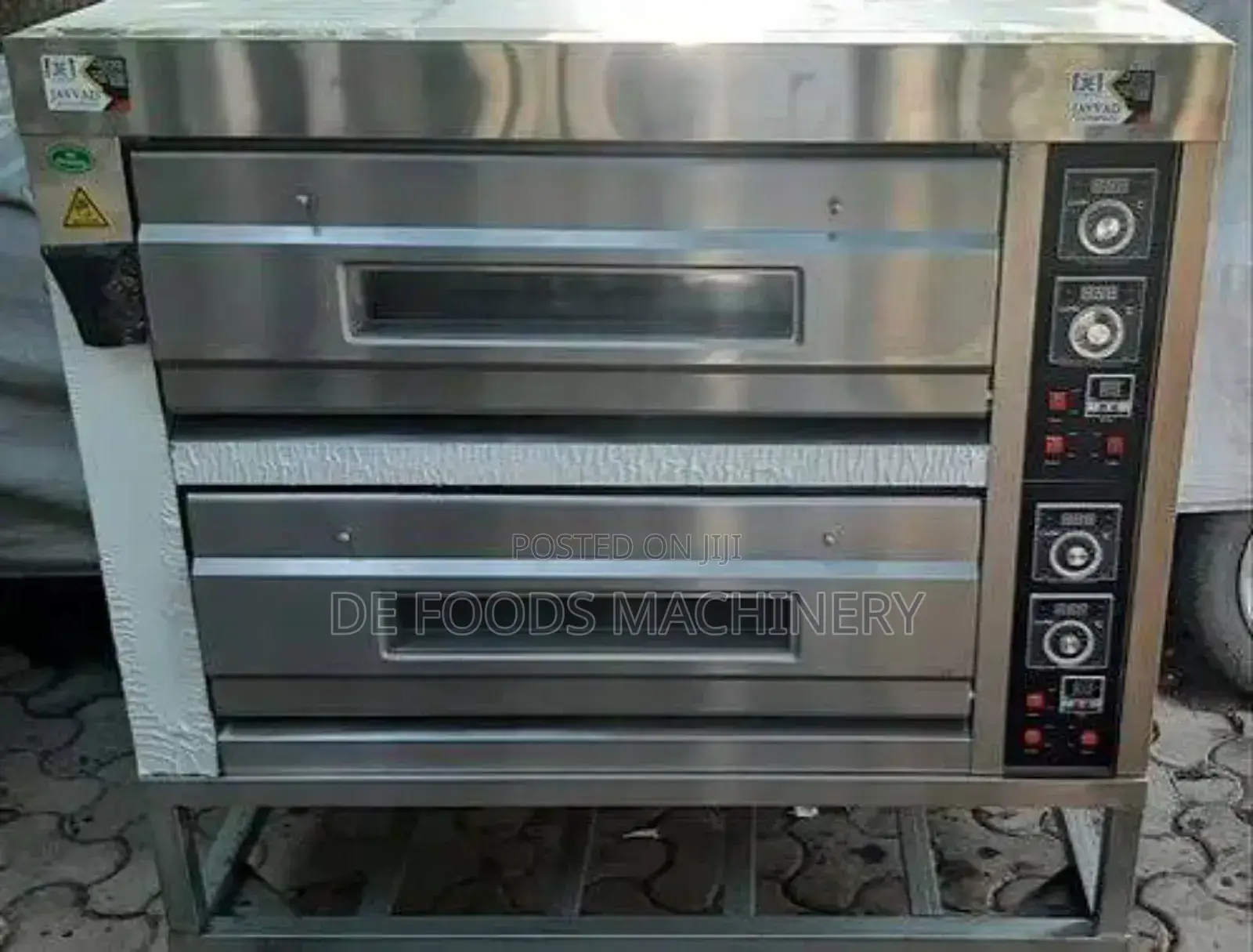 2 Decks 4 Trays Oven With Shelve