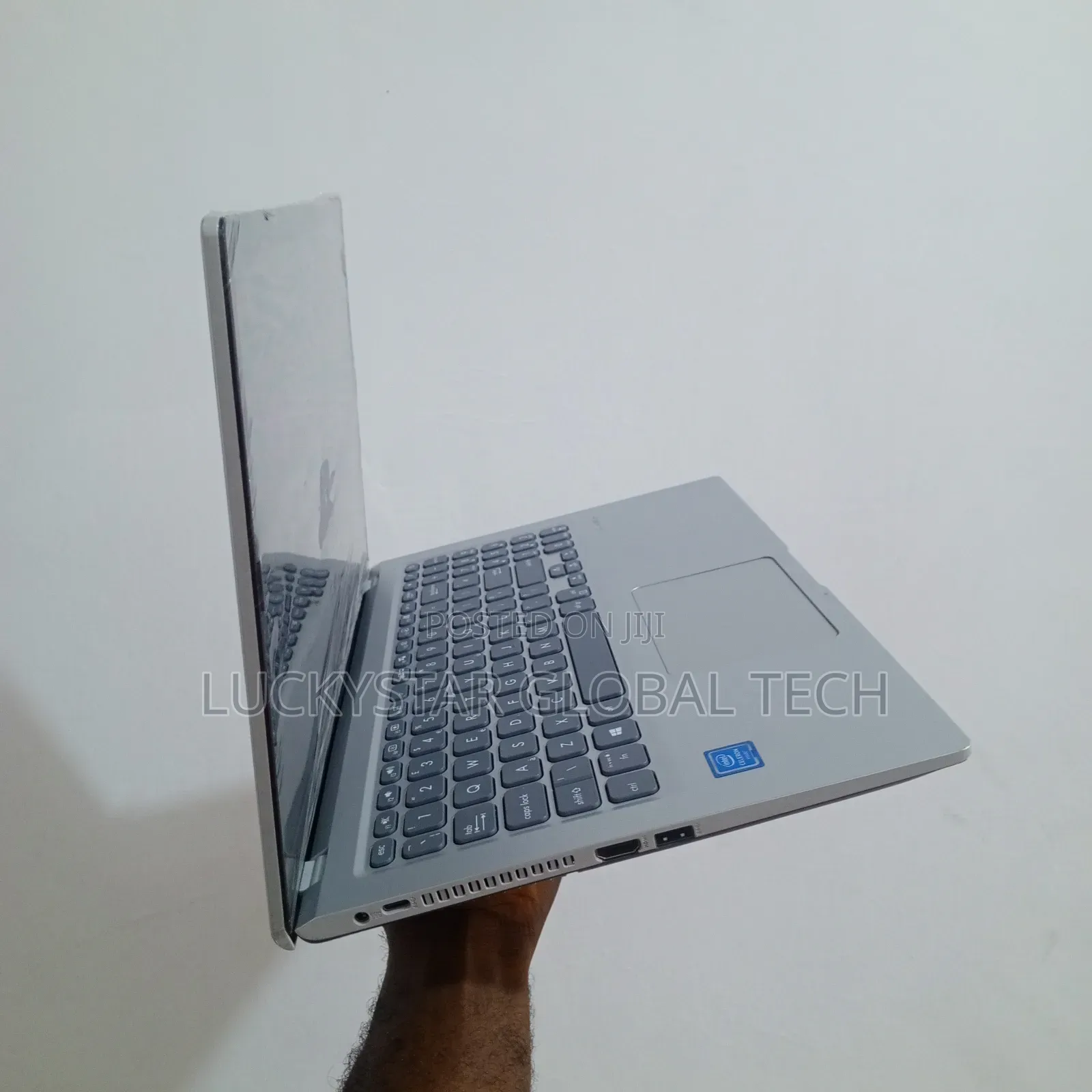 Laptop Asus VivoBook 15 X505BA 4GB Intel Celeron SSD 128GB