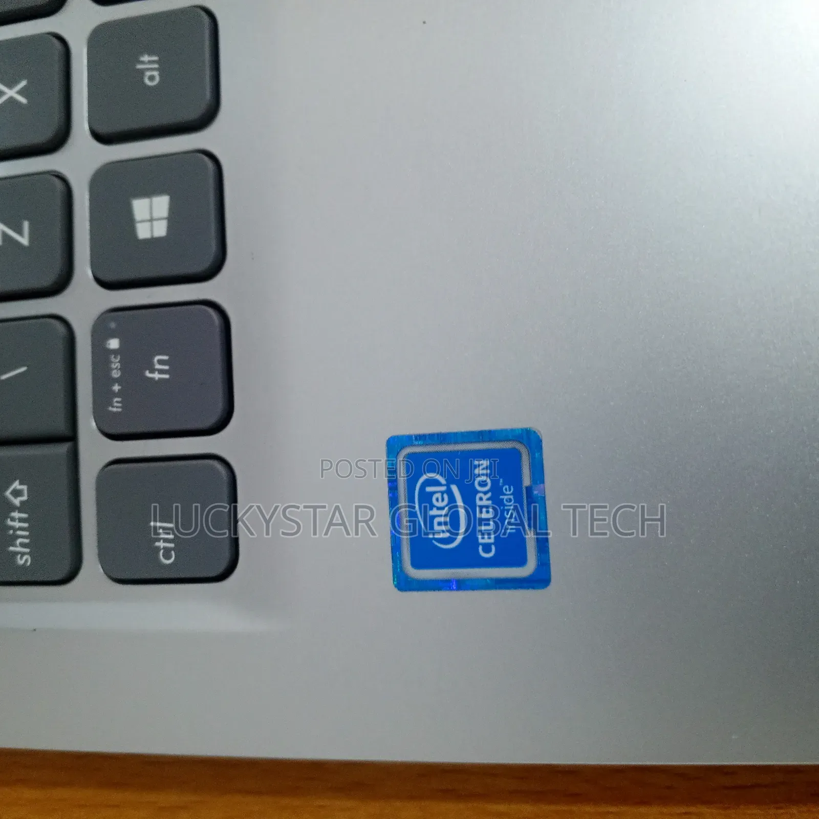 Laptop Asus VivoBook 15 X505BA 4GB Intel Celeron SSD 128GB