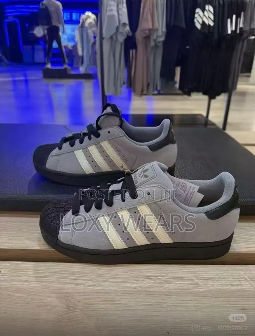 Addidas Premium Sneakers