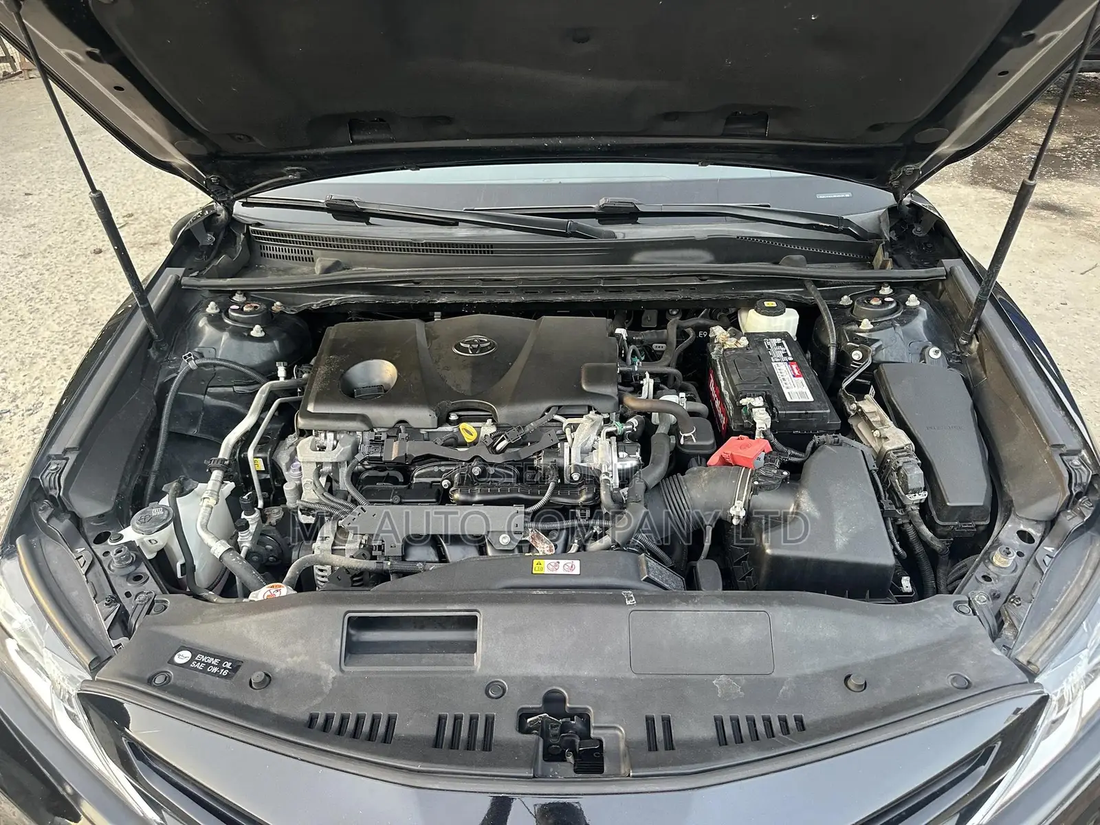 Toyota Camry SE FWD (2.5L 4cyl 8AM) 2018 Black