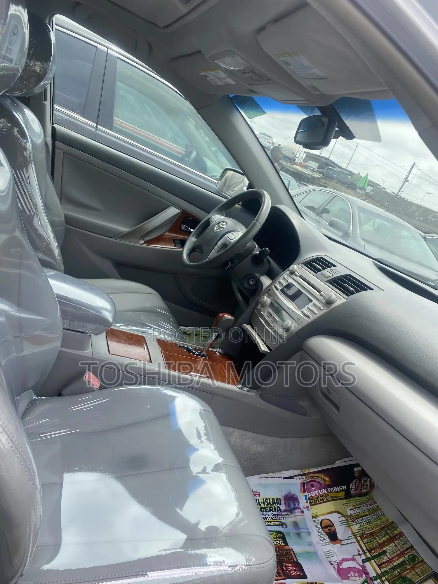 Toyota Camry XLE 4dr Sedan (2.5L 4cyl 6A) 2011 Silver