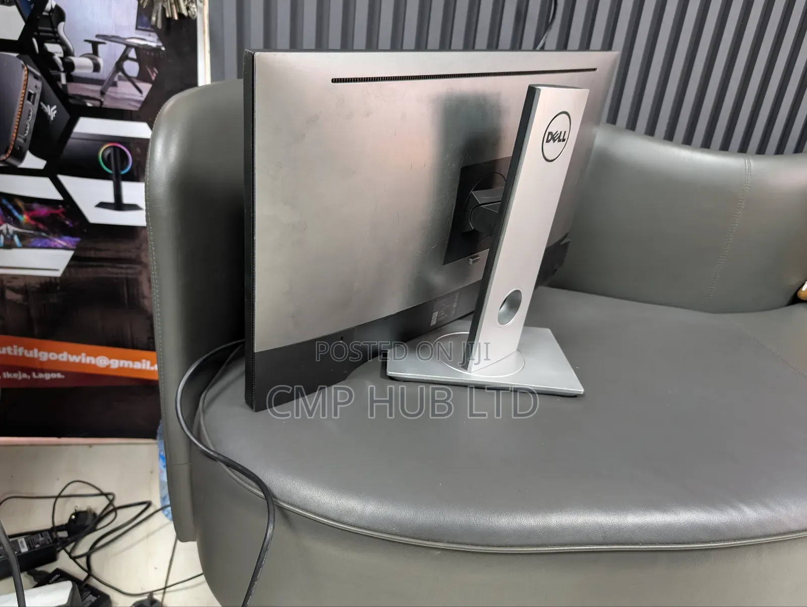 Dell Ultrasharp Up2716d QHD 1440p Ips Professional Monitor
