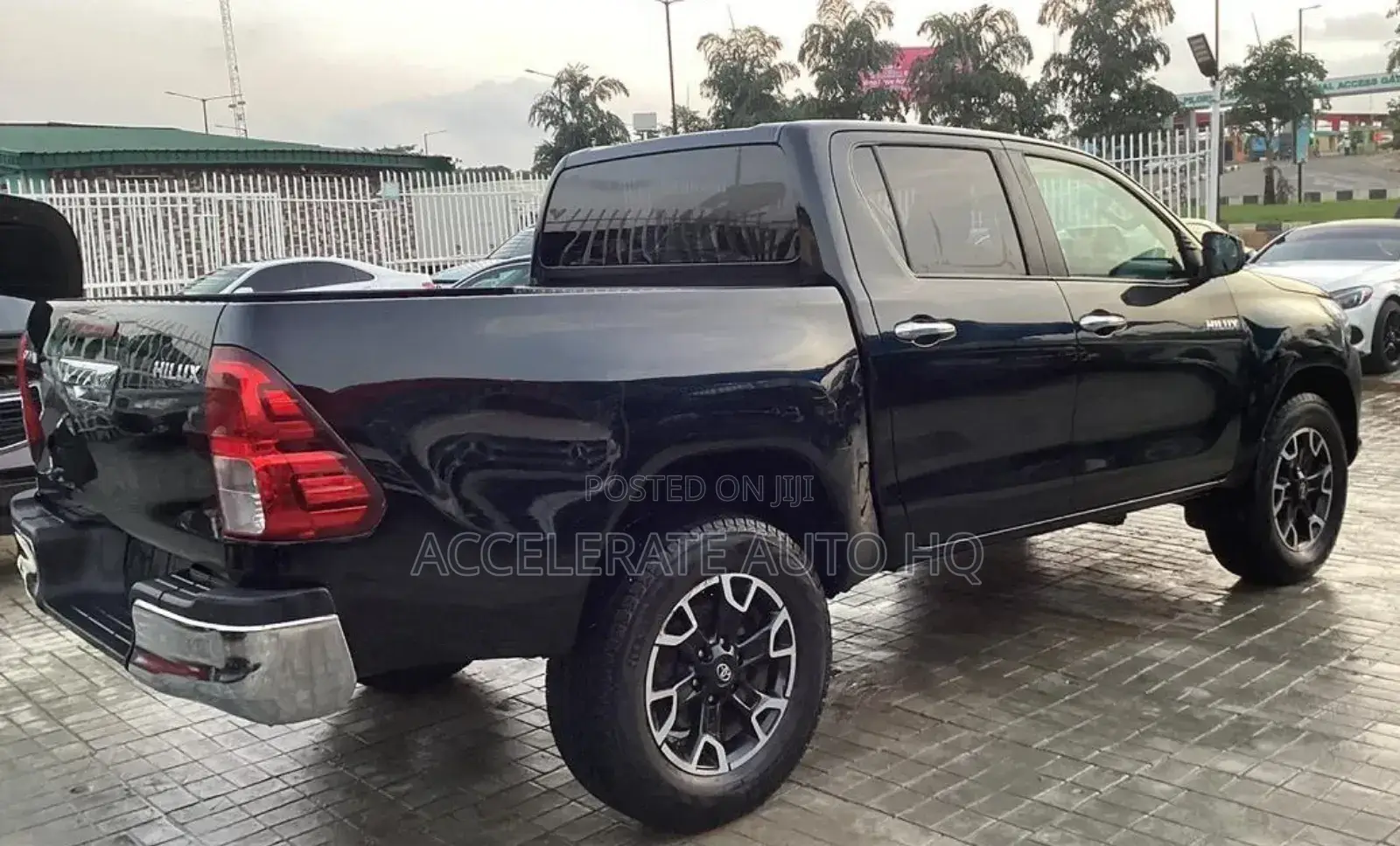 Toyota Hilux Revo Double Cab Deisel 2.4 AWD 2018 Black