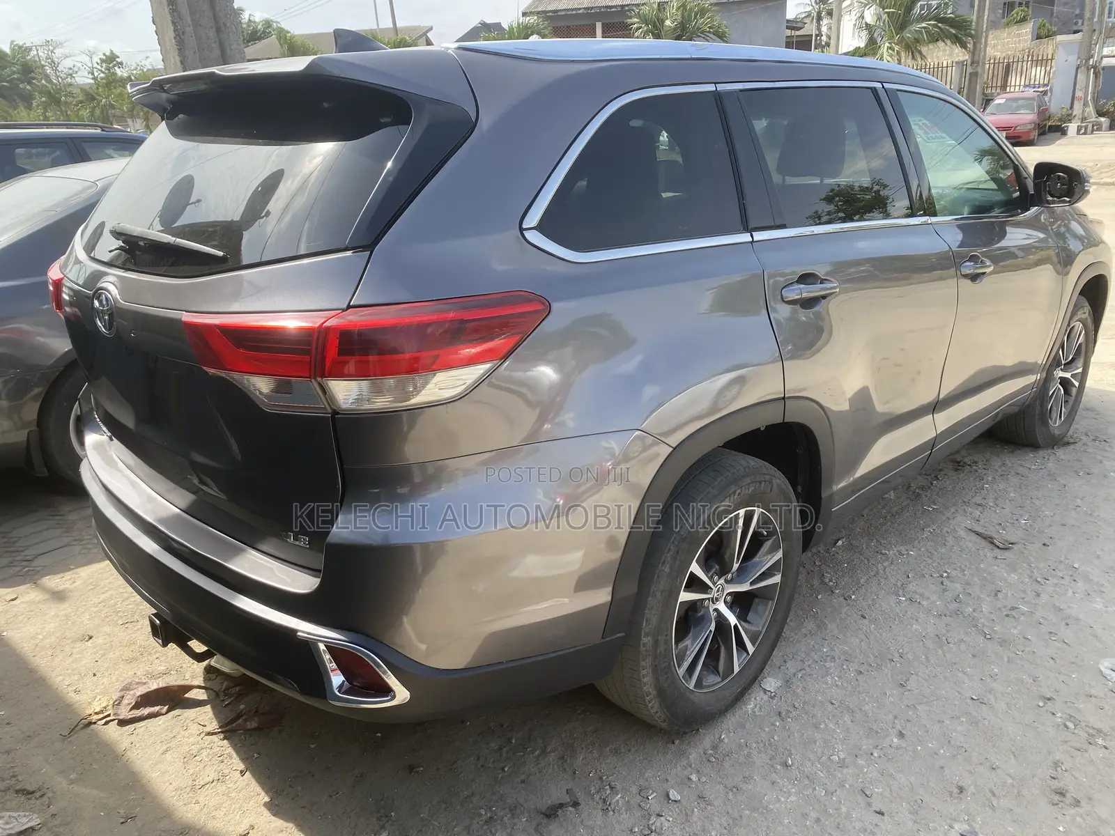 Toyota Highlander LE Plus 4dr SUV (3.5L 6cyl 6A) 2015 Gray