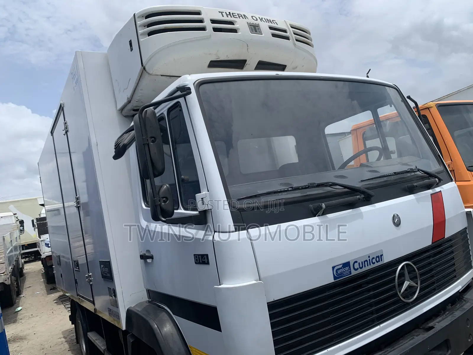 Mercedes Benz 814 Cooling Van