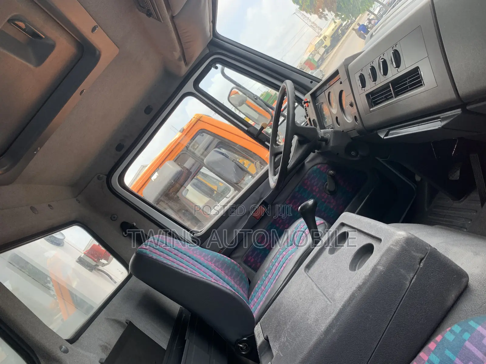 Mercedes Benz 814 Cooling Van