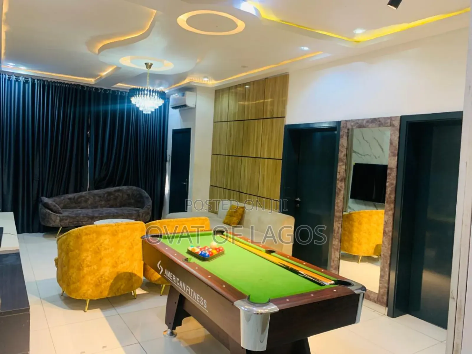 Furnished 2bdrm Apartment in Admiralty Way, Lekki Phase 1 for rent