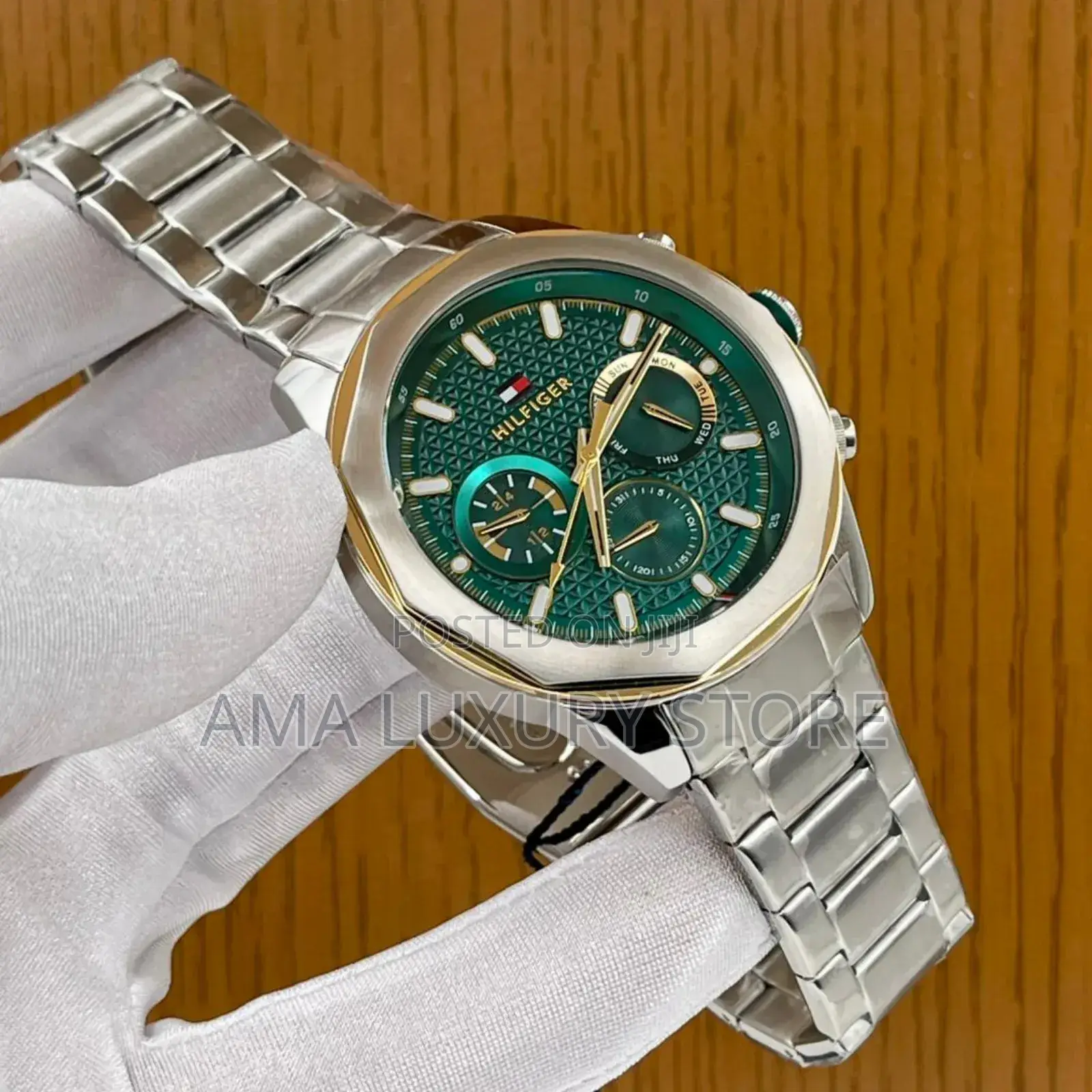 Tommy Hilfiger Luxury Designer Chain Strap Wristwatches
