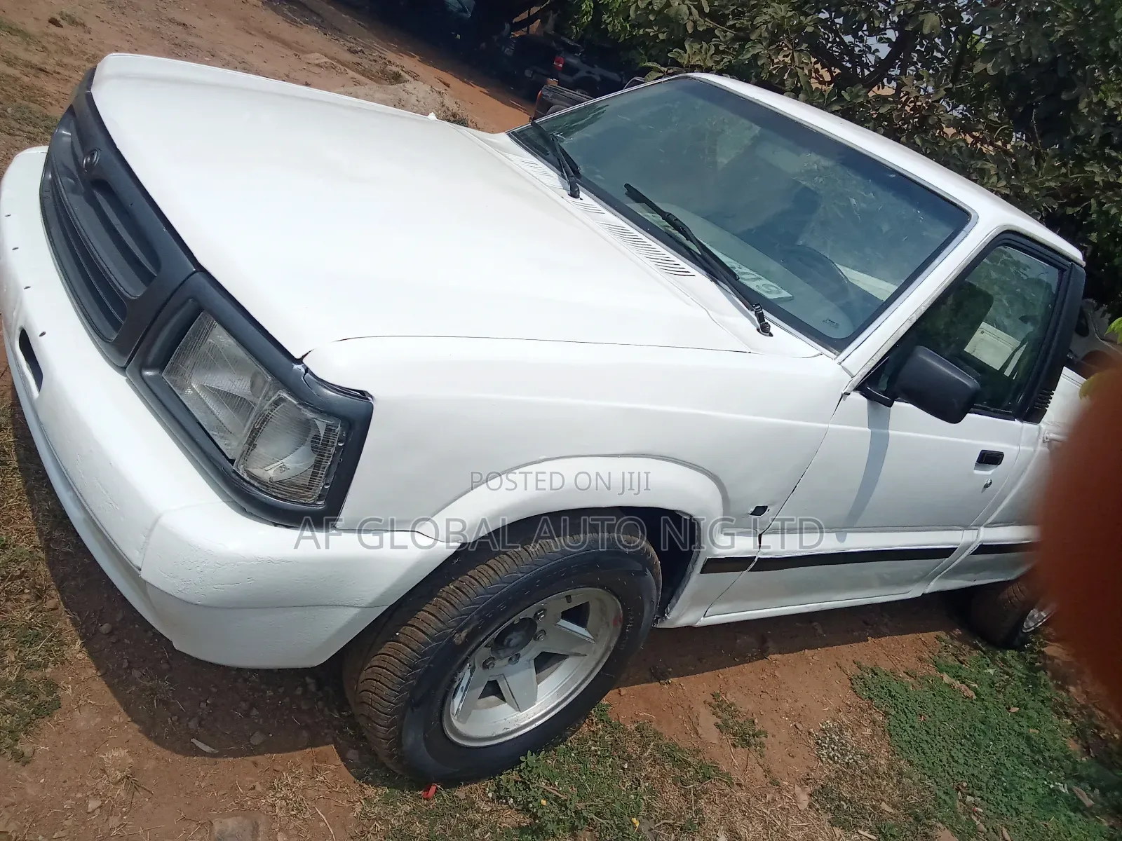 Mazda B 1997 White