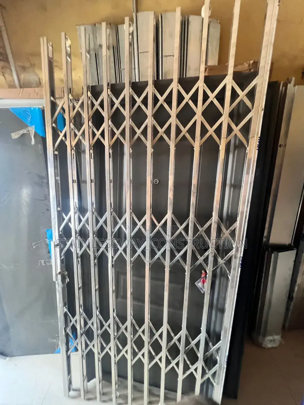 Stainless Collapsible Doir