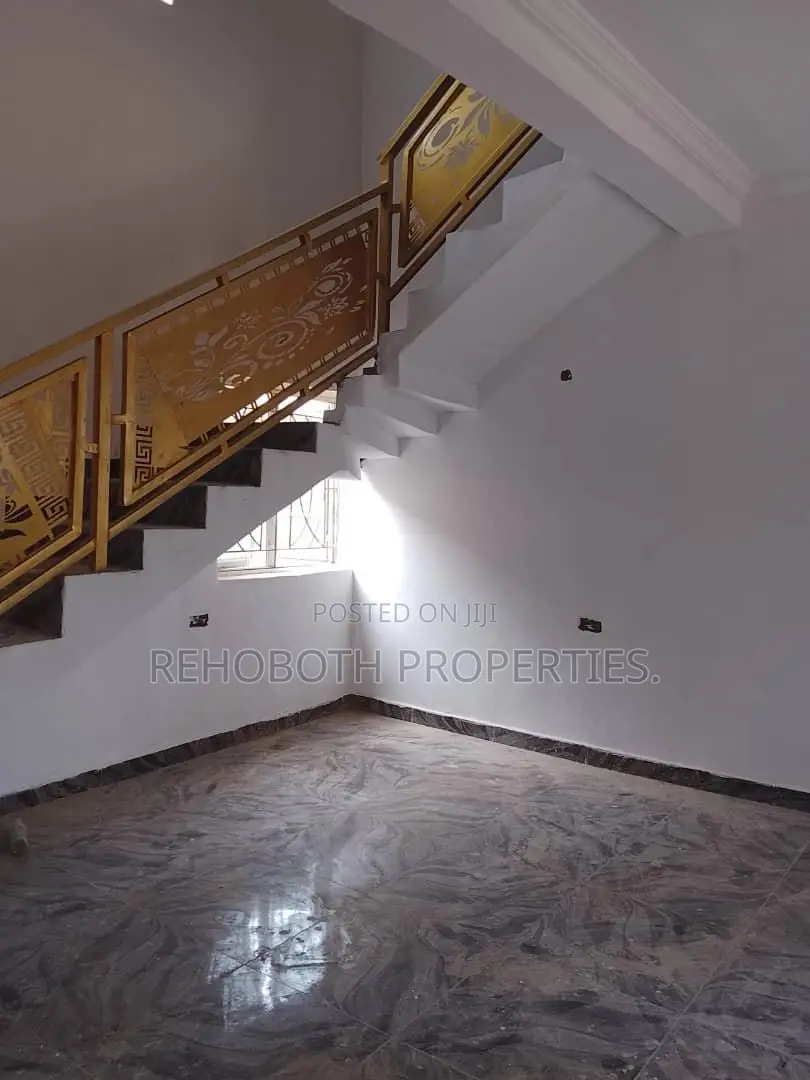 2bdrm Duplex in Idi Ahun, Akala Express for rent