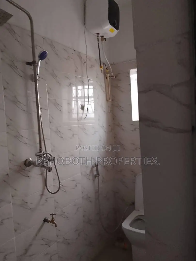 2bdrm Duplex in Idi Ahun, Akala Express for rent