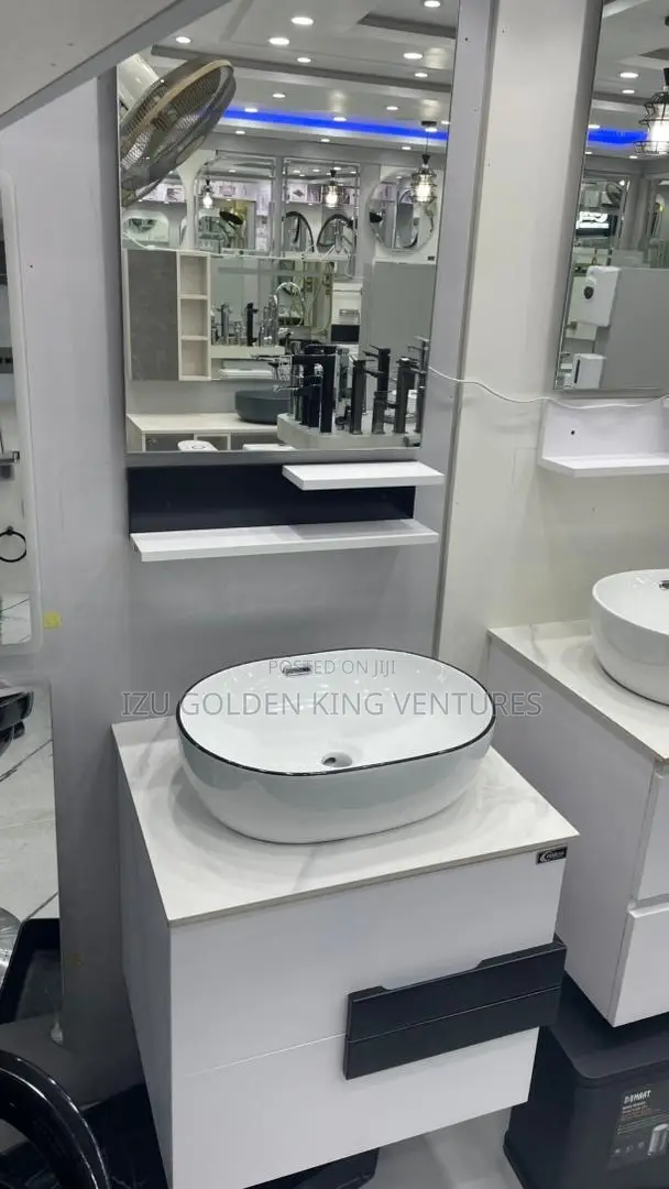Cabinet Basin With Mirror