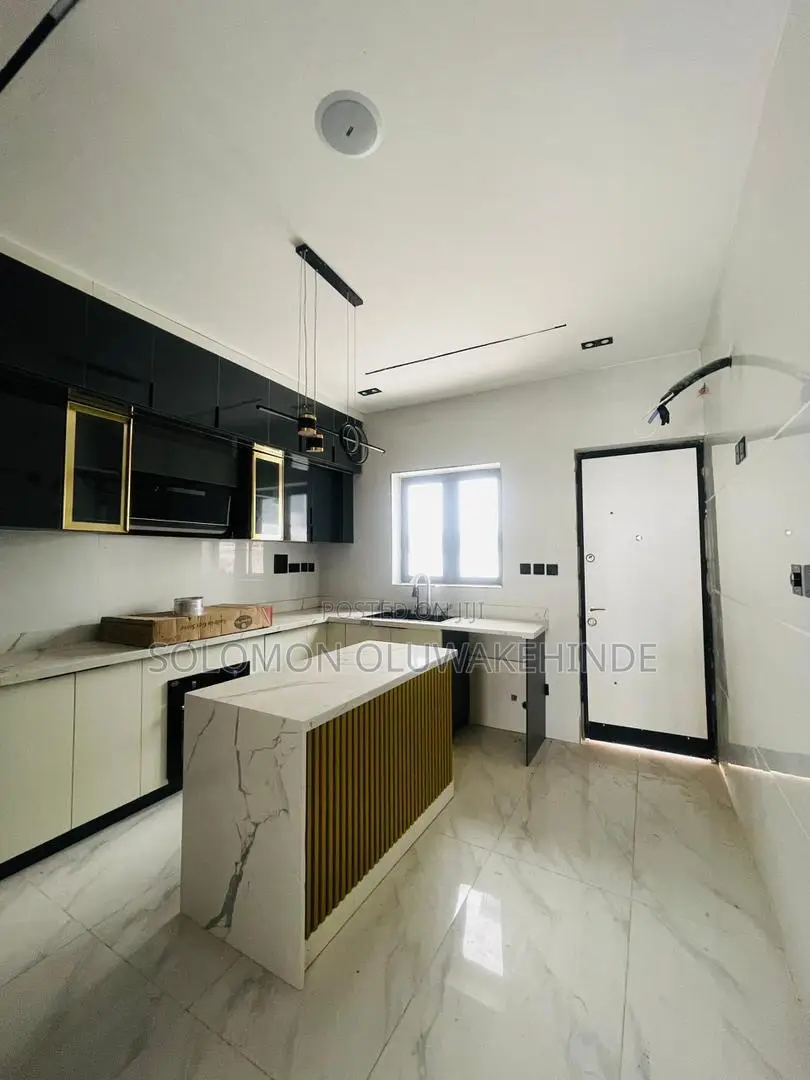 4bdrm Duplex in Ikate for sale