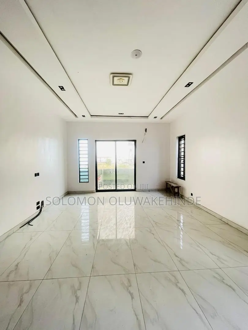 4bdrm Duplex in Ikate for sale