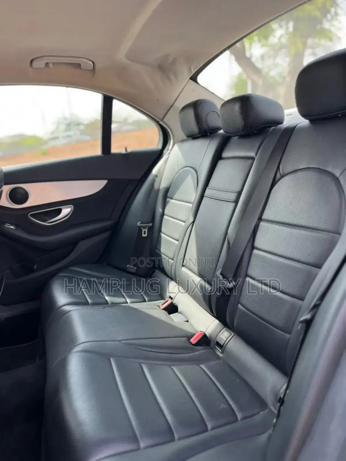 Mercedes-Benz C300 2016 Gray