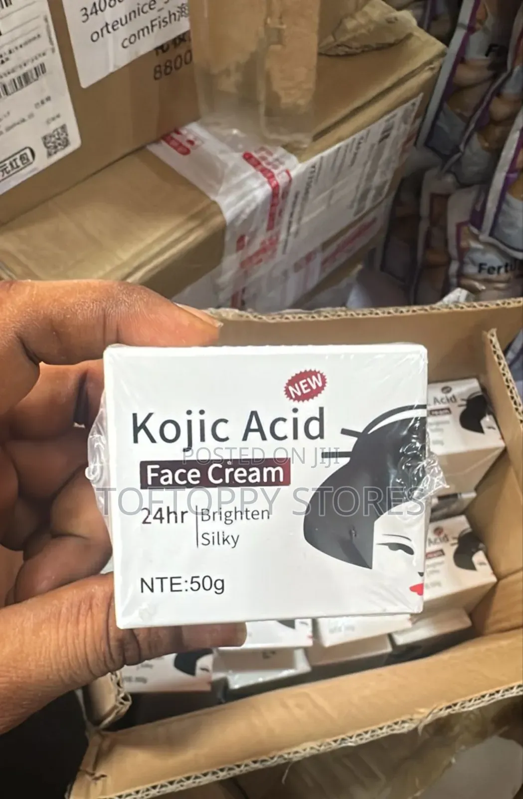 Kojic Acid Face Cream Brighten and Silky