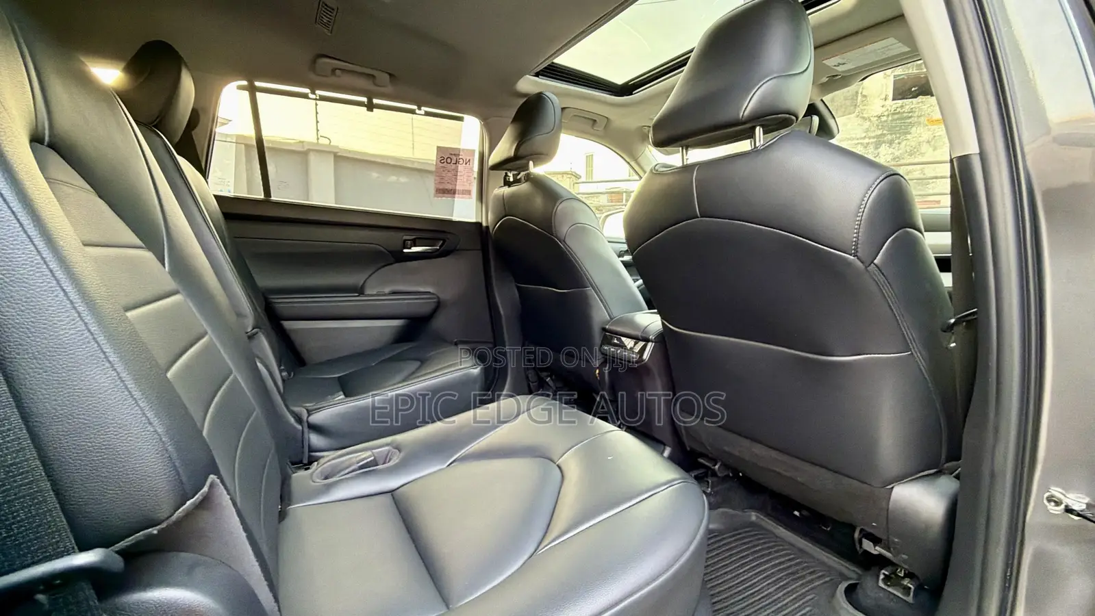 Toyota Highlander XLE AWD 2023 Gray