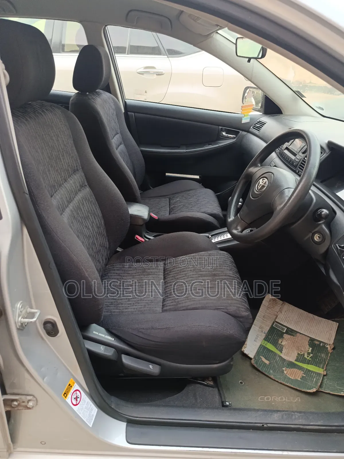 Toyota Corolla Sedan Automatic 2004 Silver