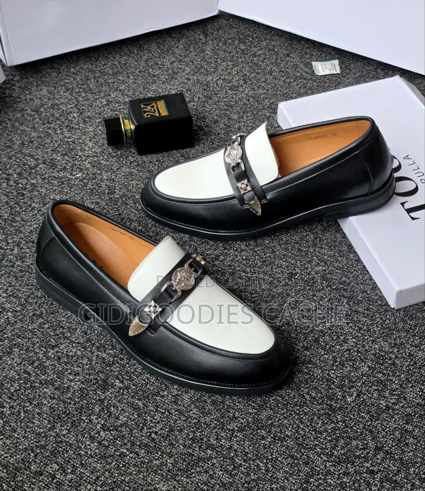 Toga Black-White Loafers