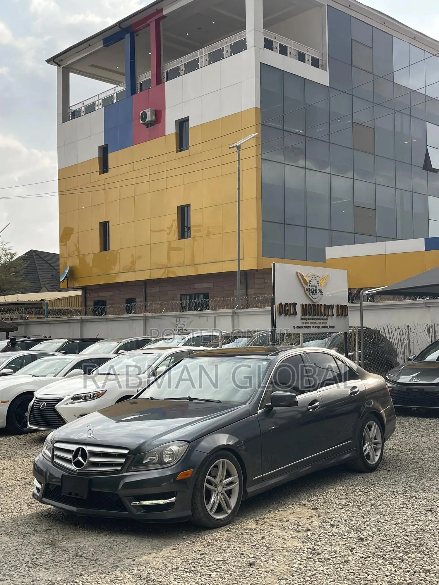 Mercedes-Benz C300 Sport 4Matic Sedan AWD (3.5L 6cyl 7A) 2013 Gray