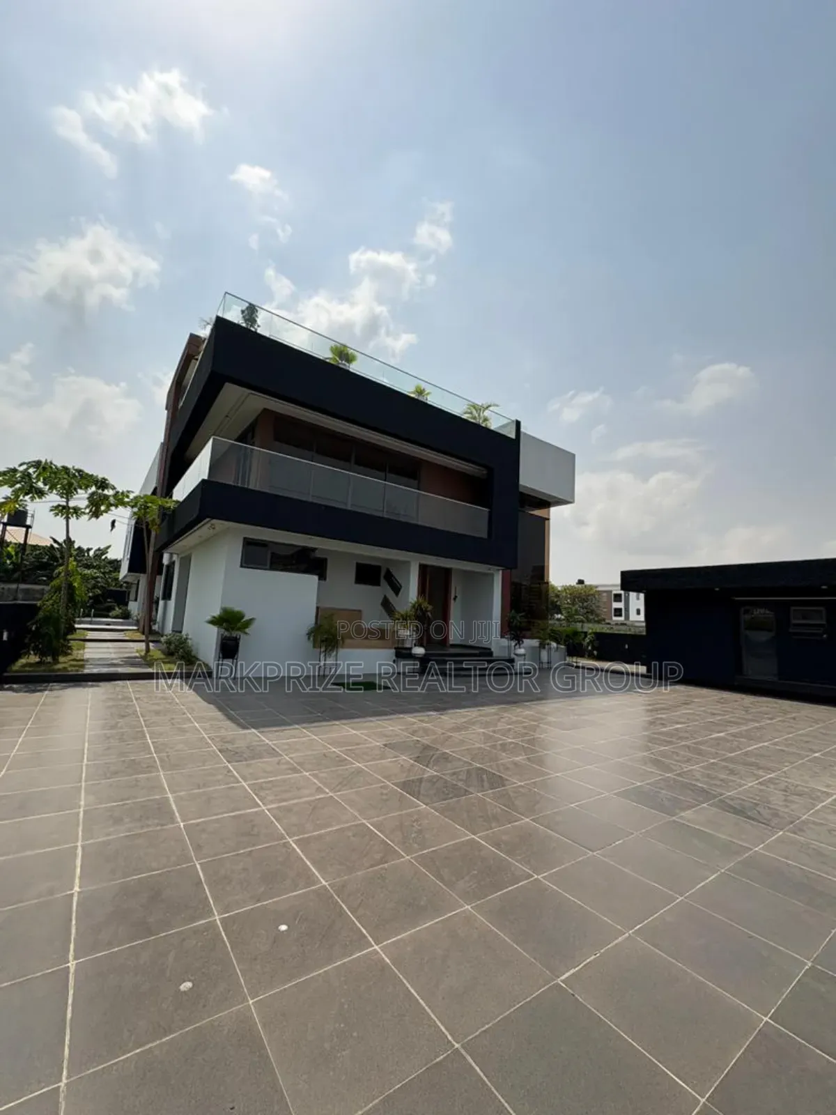 Furnished 6bdrm Duplex in Abraham Adesanya for sale