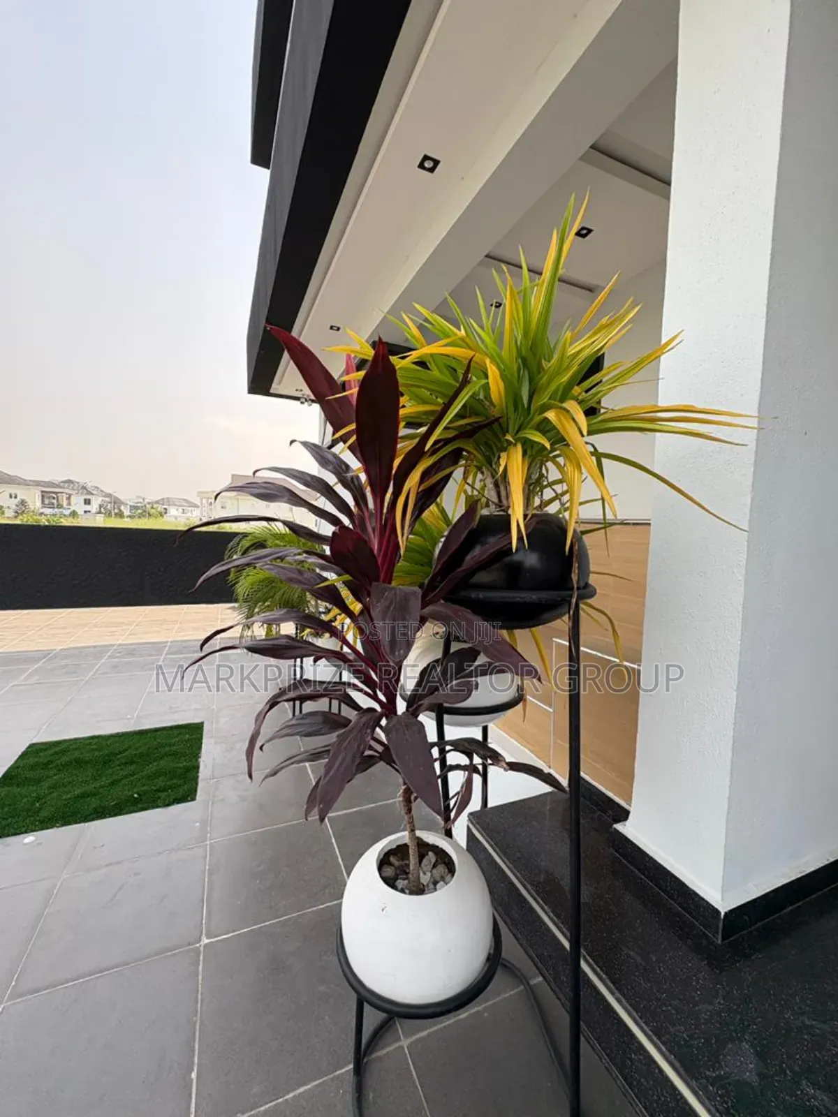 Furnished 6bdrm Duplex in Abraham Adesanya for sale