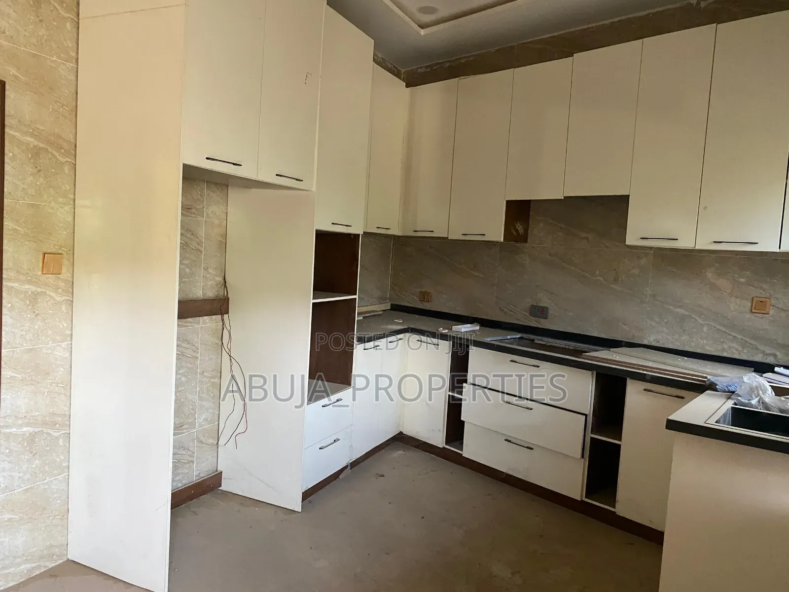 4bdrm Duplex in Jahi for rent