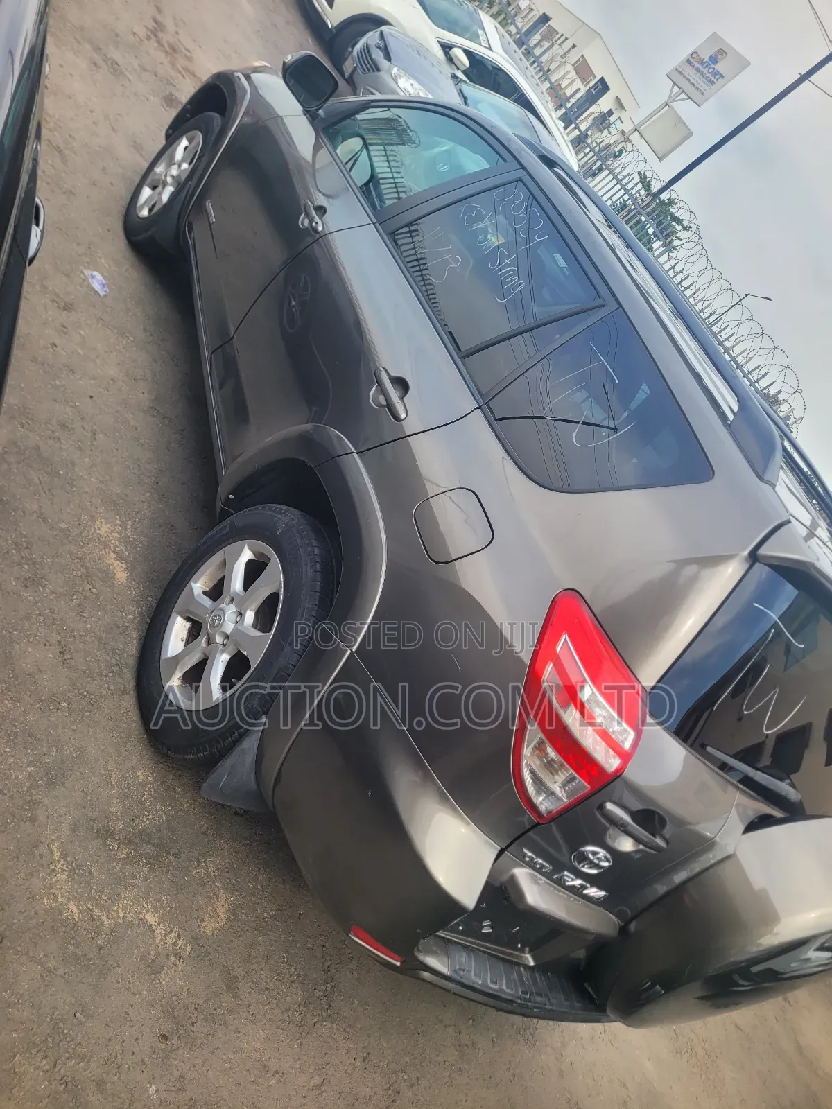 Toyota RAV4 3.5 Limited 4x4 2011 Brown