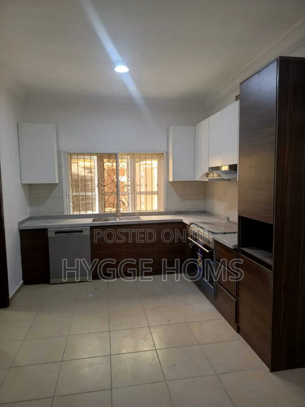 3bdrm Apartment in Oniru Victoria for rent