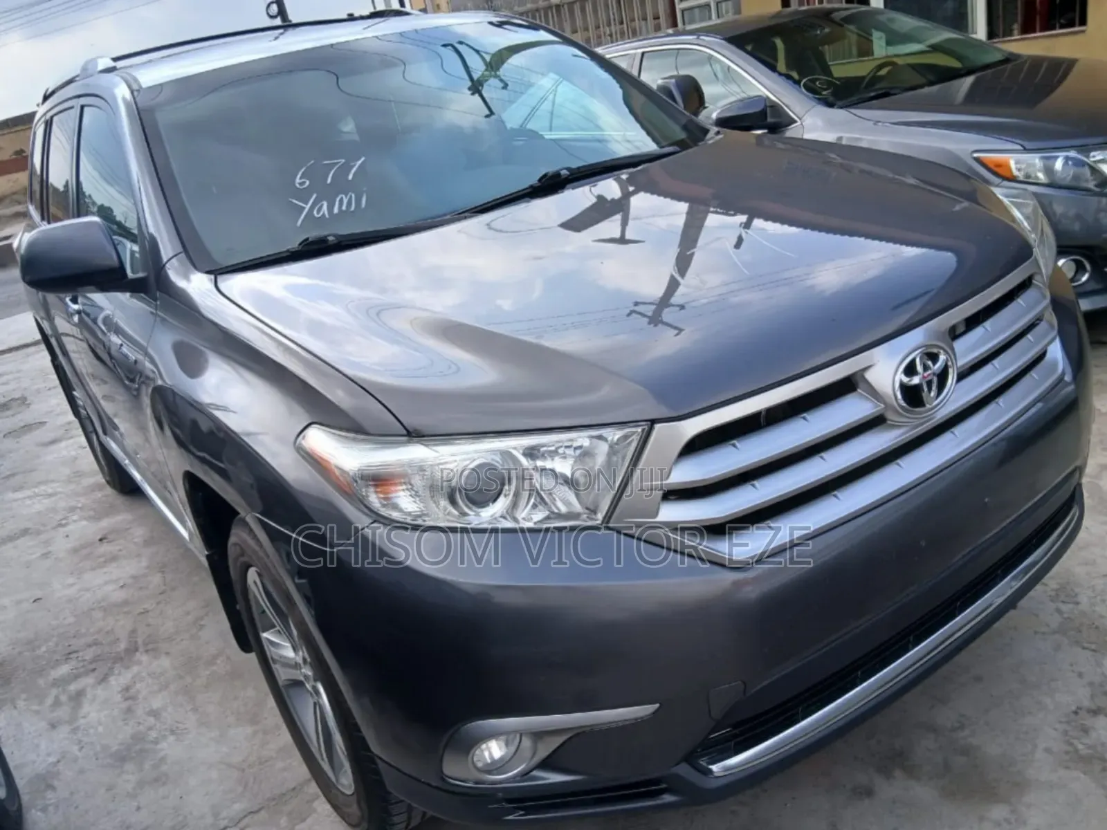 Toyota Highlander Limited 2011 Gray