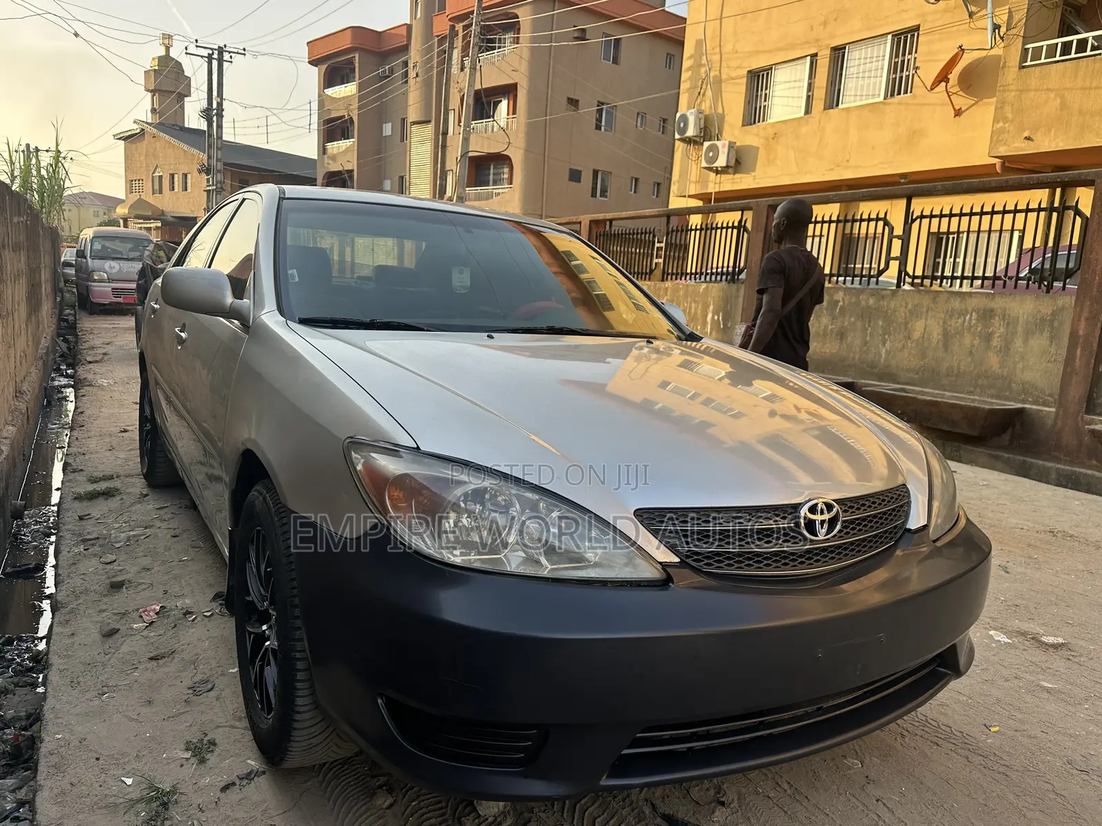 Toyota Camry LE 4dr Sedan (2.4L 4cyl 4A) 2004 Silver