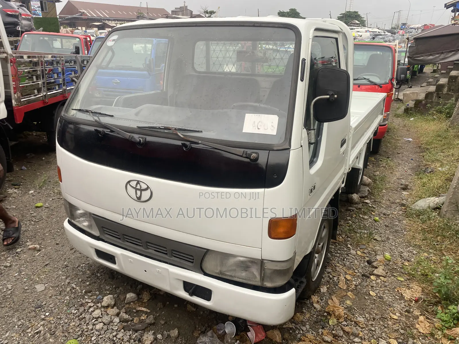 Toyota Dyna 100