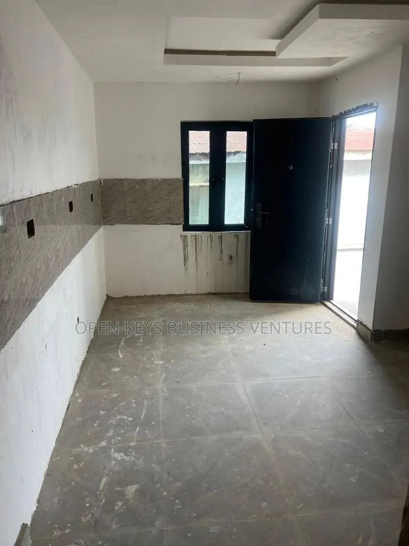 4bdrm Duplex in Majerita Hotel, Adeoyo for sale