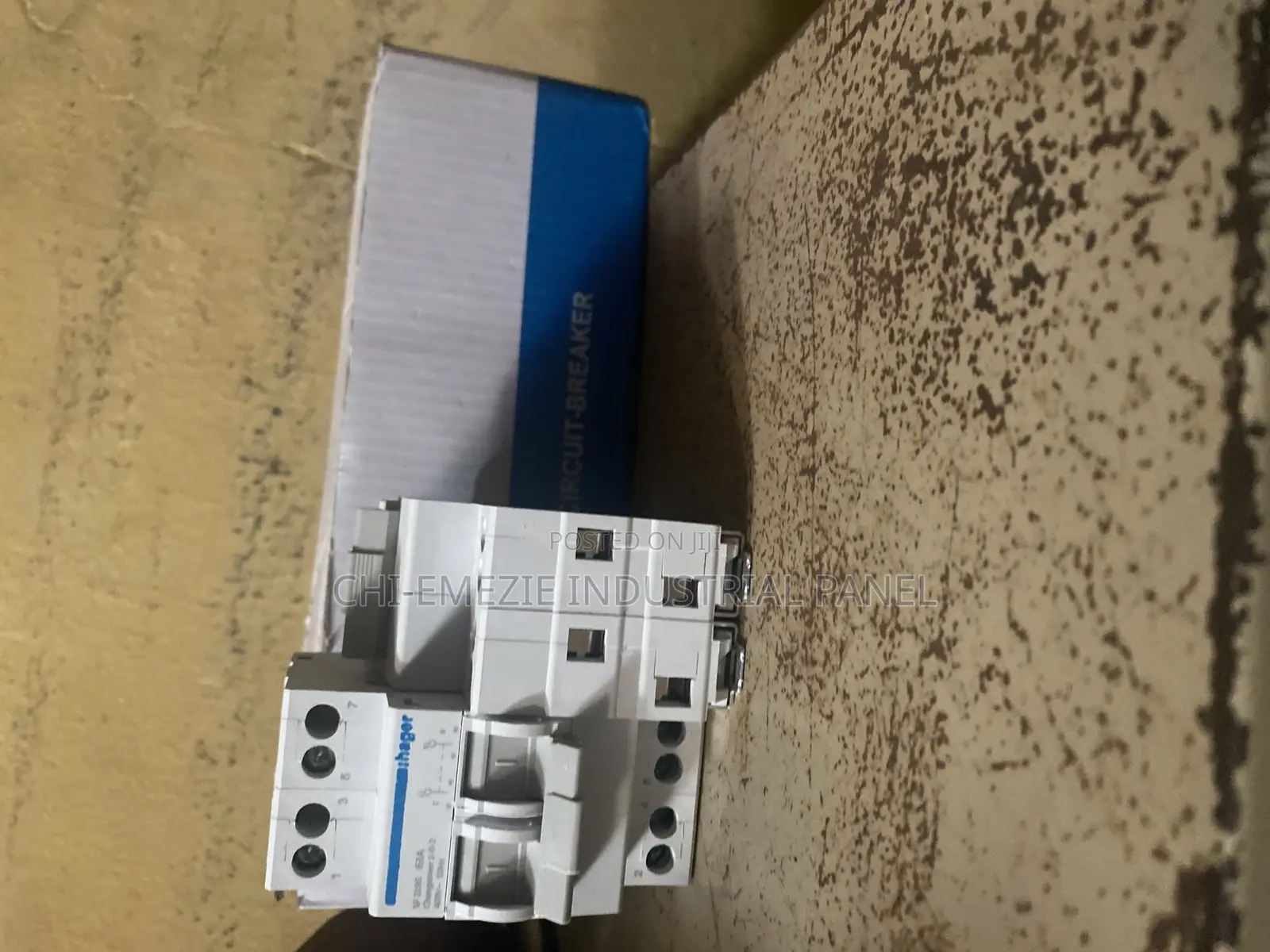 Original 4-Pole Changeover Breaker – Reliable Power Switching
